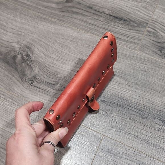 Patricia Nash Rugged Studded Coral Leather XL Wallet - Picture 3 of 10